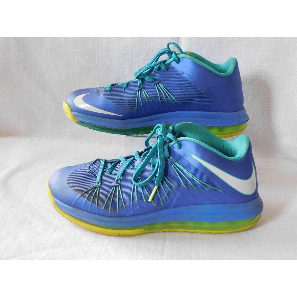 NIKE Air LeBron James X 10 "Sprite" Low 2013 Shoes - Men's Size 8.5 - 579785 500